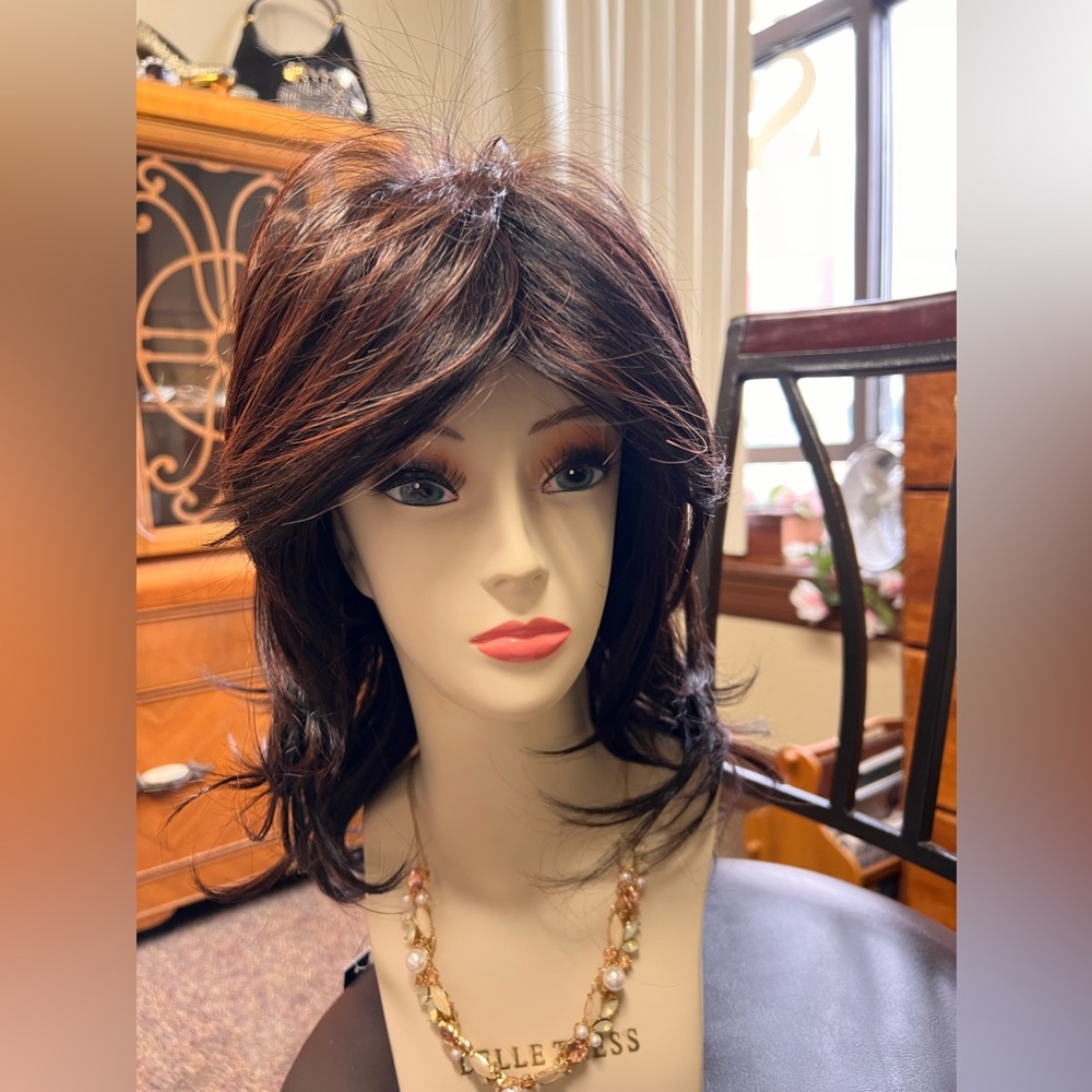 Hair Do Heat friendly wig Modern Flip